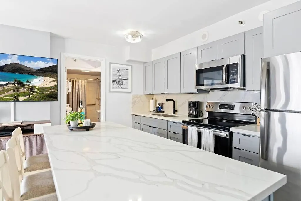 Ho'Omaluhia High Floor Ocean View, Free Parking Apartment Honolulu 0*,
